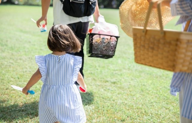 近くの公園で楽しいプチピクニックしよう